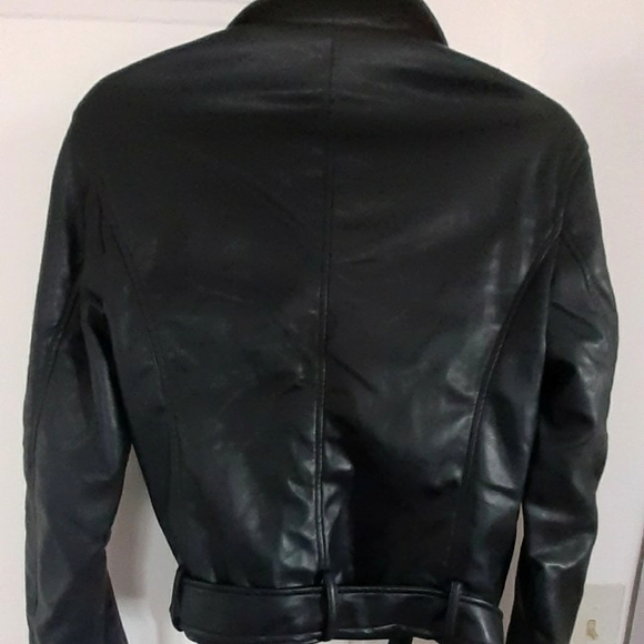 NWT Womens F21 biker style Jacket in Size:Small - Picture 2 of 3